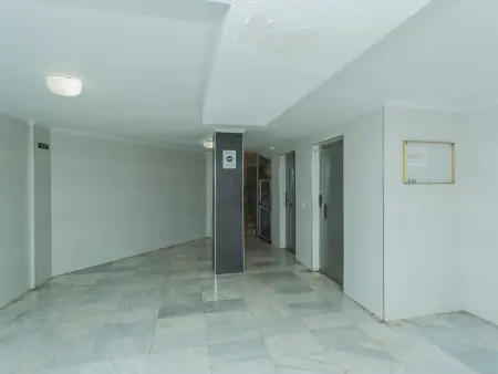 Studio rénové vue ville à Torrevieja : photo 29