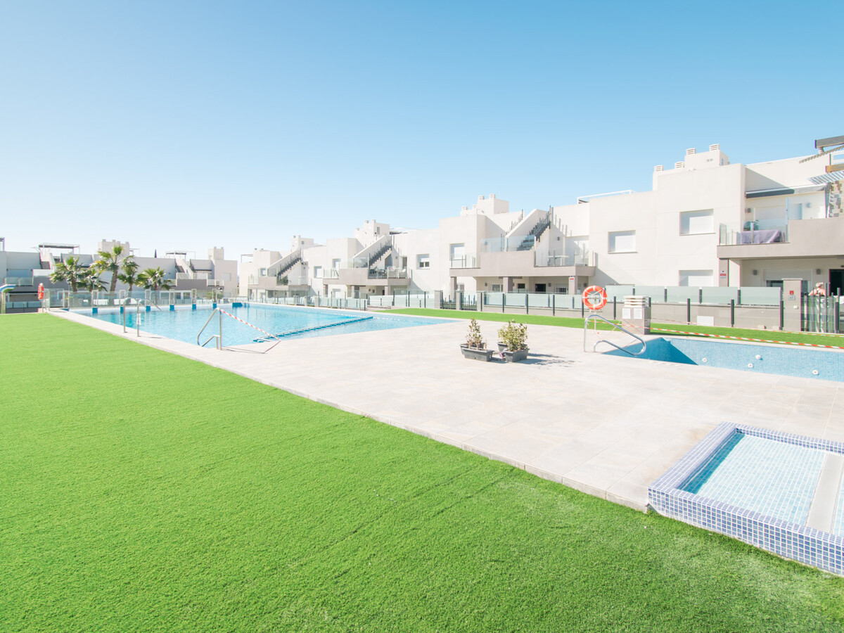 Bungalow 50m² avec piscine à Torrevieja - Photo 20