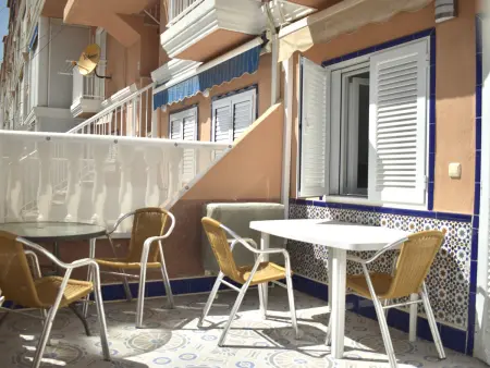 Appartement 2 étages à La Mata, 120 m de la plage : photo 2