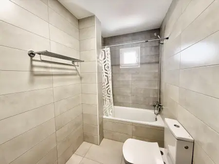 Appartement 2 étages à La Mata, 120 m de la plage : photo 30