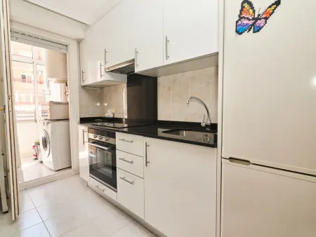 Appartement 58 m² centre Torrevieja, animaux acceptés : photo 5