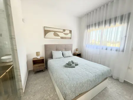 Appartement moderne 2 ch avec solarium privé à Rojales : photo 18