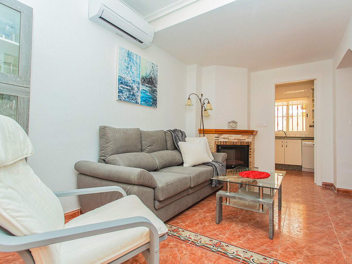Maison 6 pers., 3 ch. avec piscine à Cabo Roig - Photo 7