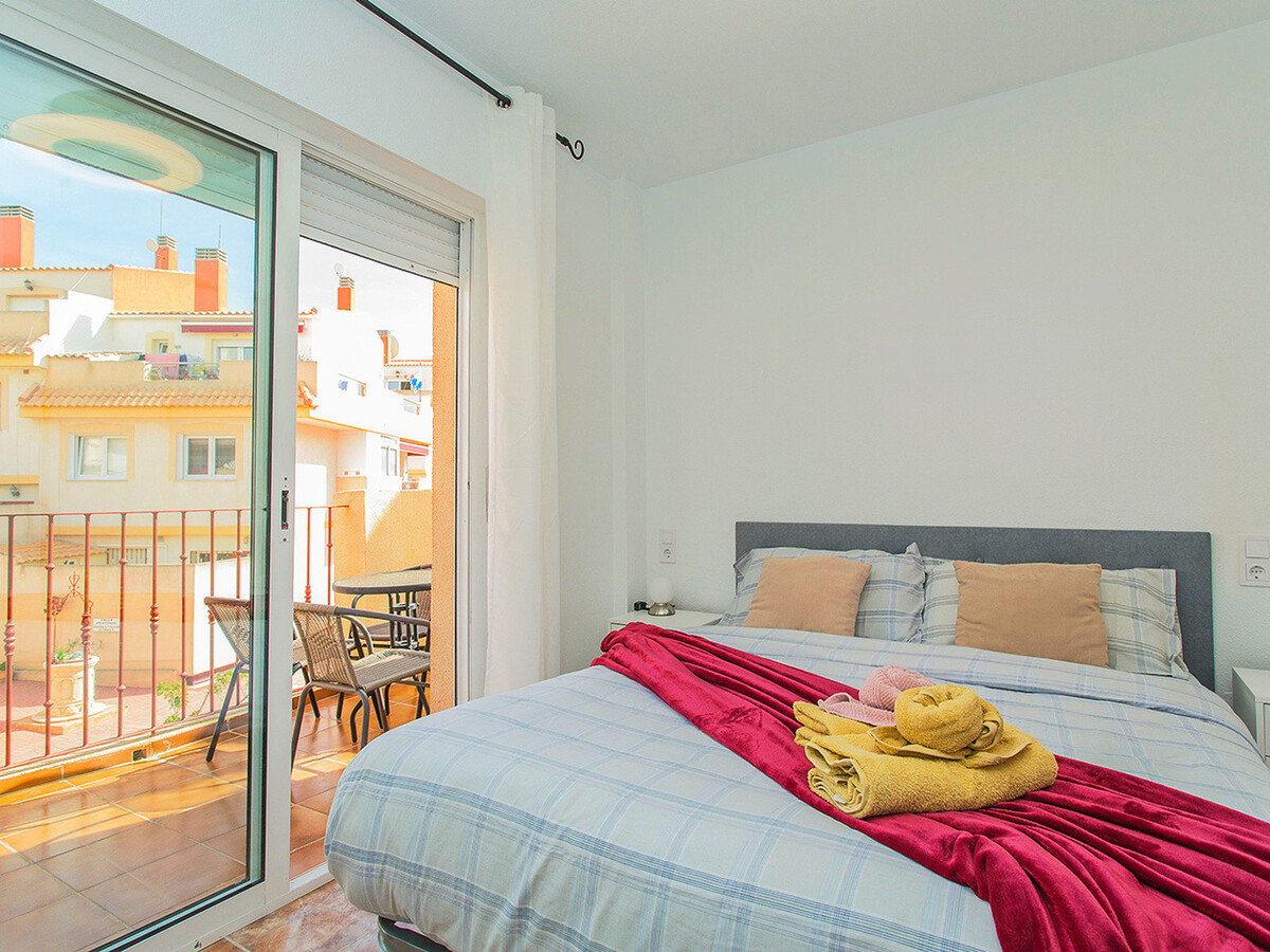 Maison 6 pers., 3 ch. avec piscine à Cabo Roig - Photo 18