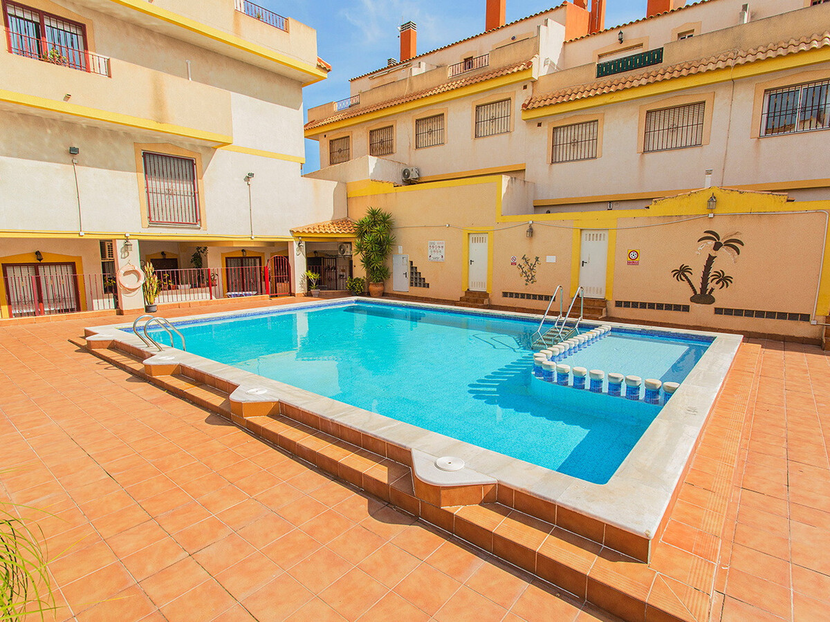 Maison 6 pers., 3 ch. avec piscine à Cabo Roig - Photo 21