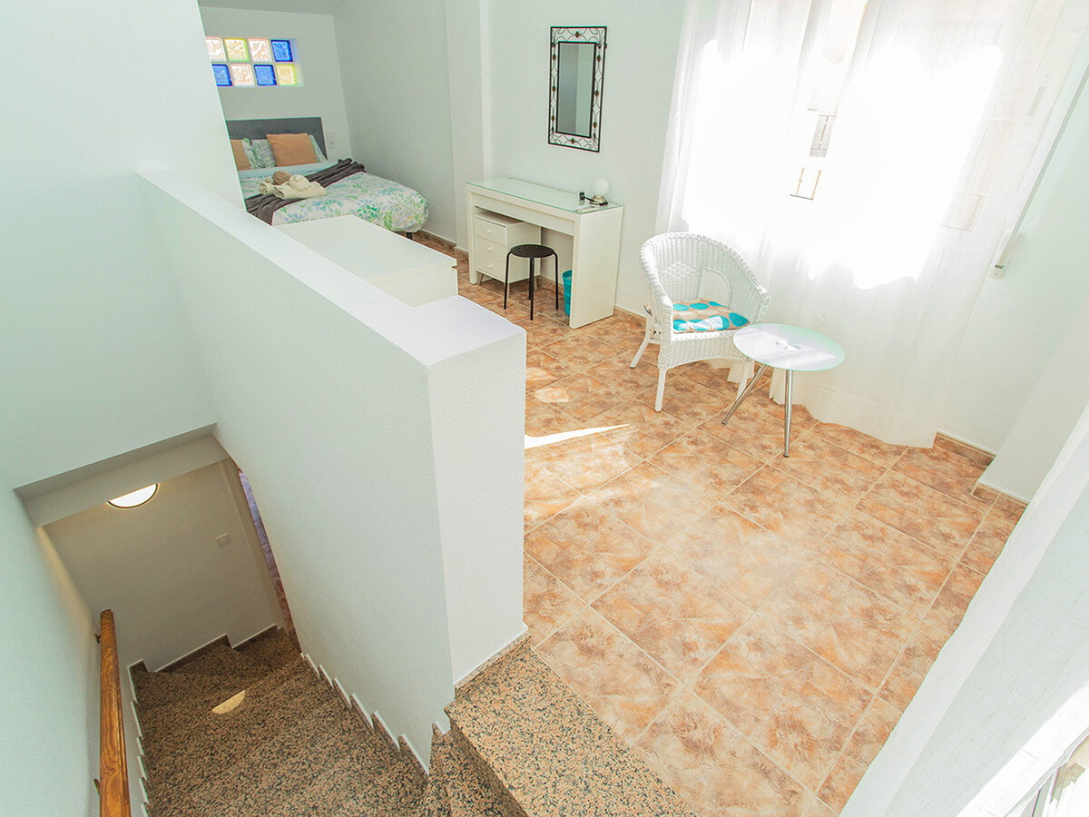 Maison 6 pers., 3 ch. avec piscine à Cabo Roig - Photo 22