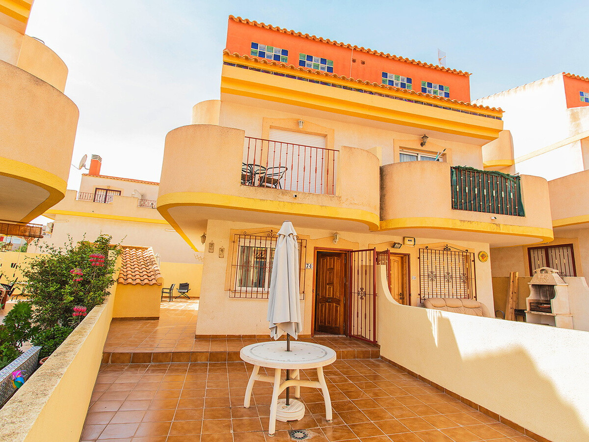 Maison 6 pers., 3 ch. avec piscine à Cabo Roig - Photo 27