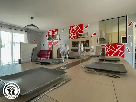 Gîte avec piscine privée - 6 pers., Gîte 6 personnes à Soullans : photo 8