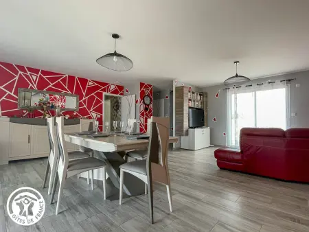 Gîte avec piscine privée - 6 pers., Gîte 6 personnes à Soullans : photo 9
