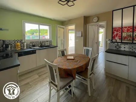 Gîte avec piscine privée - 6 pers., Gîte 6 personnes à Soullans : photo 15