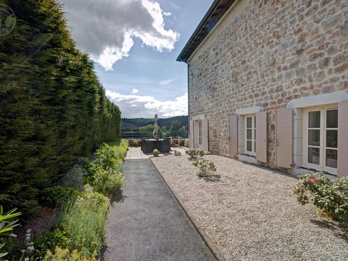 Gîte 4 pers. en ancien prieuré à Usson-en-Forez - Photo 15