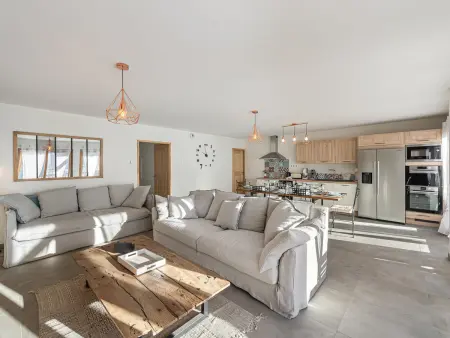Appartement skis aux pieds - 8 personnes aux Menuires : photo 2
