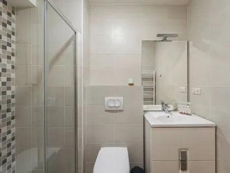 Appartement skis aux pieds - 8 personnes aux Menuires : photo 11