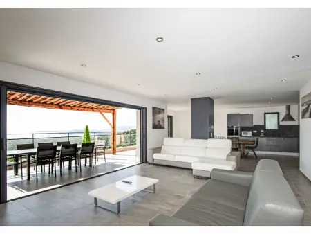 Dea Signature, Maison 10 personnes à Sainte Lucie Porto Vecchio - Photo 3