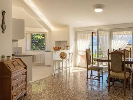 Location appartement à Bellano, Balconi sulla Spiaggia
