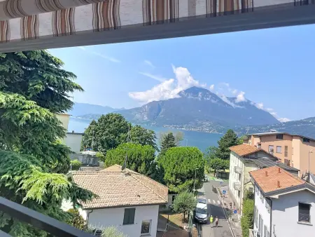 Appartement Balconi sulla Spiaggia à 100 m du lac - Photo 1