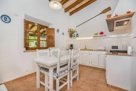 Villa en pierre avec piscine privée à Pollença : photo 4