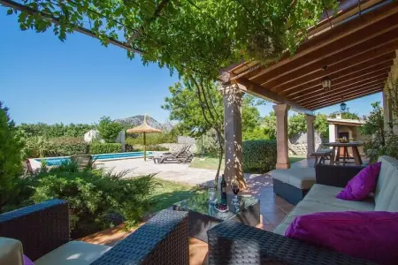 Villa en pierre avec piscine privée à Pollença : photo 6