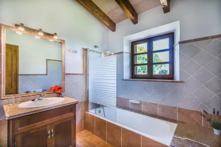 Villa en pierre avec piscine privée à Pollença : photo 16