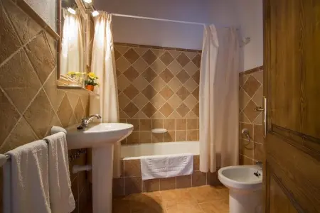 Villa en pierre avec piscine privée à Pollença : photo 18