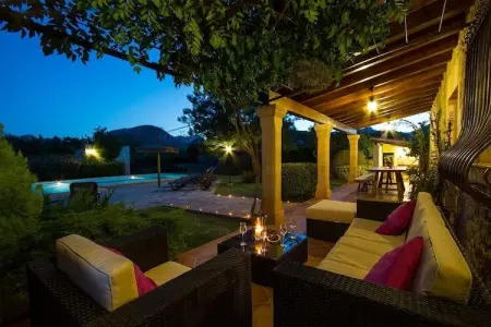 Villa en pierre avec piscine privée à Pollença : photo 19