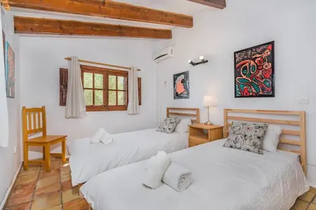 Villa Ca'n Noguera à Pollença : piscine privée 6 pers. : photo 18