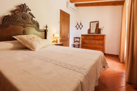 Villa en pierre avec piscine privée à Pollença : photo 5