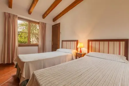 Villa en pierre avec piscine privée à Pollença : photo 9