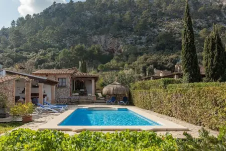 Villa en pierre avec piscine privée à Pollença : photo 14