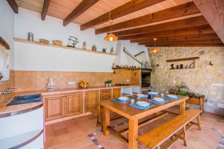 Maison en pierre avec piscine privée à Pollença : photo 10