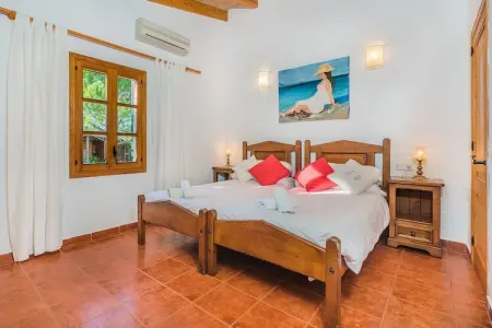 Villa Santuiri à Pollença : piscine, jardin et montagnes : photo 14