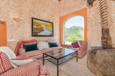 Can Llobera de Baix – Villa 260 m² avec pressoir ancien : photo 2