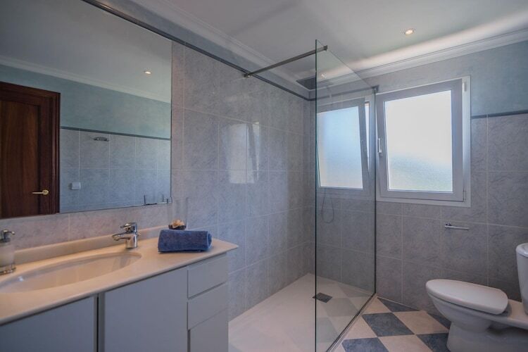 Chalet Montelago - 250m² en bord de lac à Port d'Alcudia - Photo 21