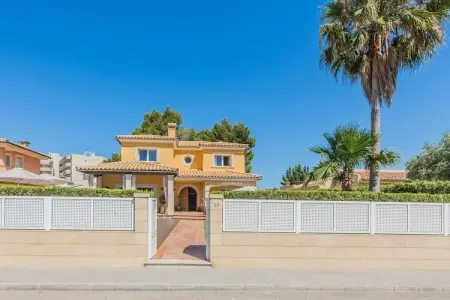 Location chalet à Port d´Alcudia, Villa Port d’Alcudia en bord de mer pour 8