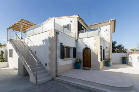 Location chalet à Port de Pollença, Villa en bord de mer avec piscine, Puerto Pollença