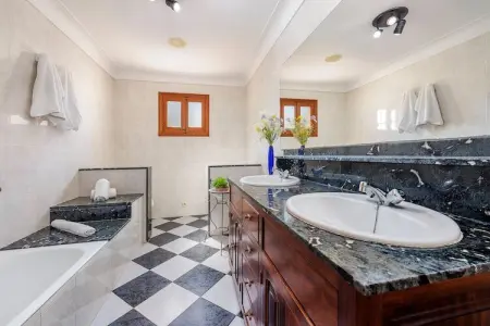 Villa Orquídea : 8 pers, piscine et jardin à Pollença : photo 30