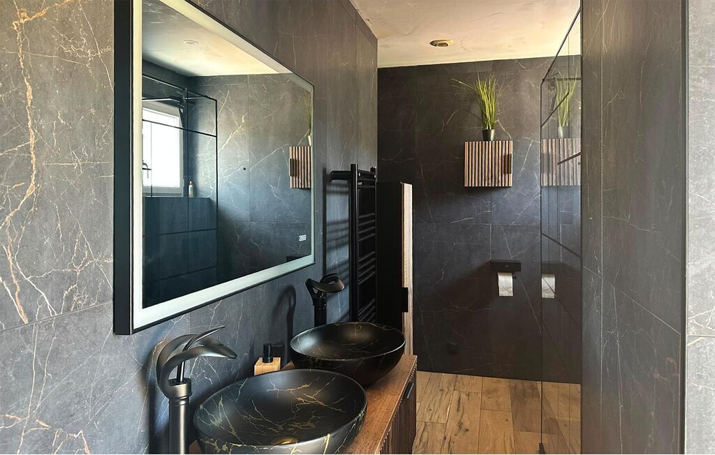 Maison 6 chambres avec jacuzzi, 12 personnes à Lévis - Photo 23