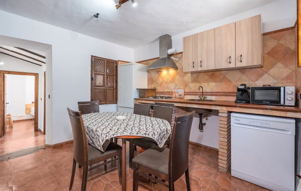 Maison andalouse 11 personnes, piscine et poutres apparentes - Photo 6