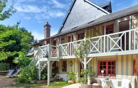 Duplex XVIIIᵉ siècle à Pont-l'Évêque, jardin 400m² : photo 10