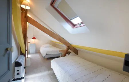Duplex XVIIIᵉ siècle à Pont-l'Évêque, jardin 400m² : photo 16