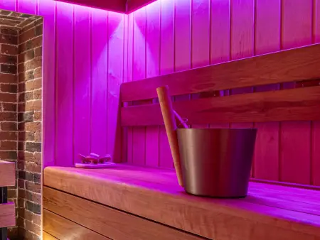 Gîte insolite en chapelle avec parking et sauna : photo 14
