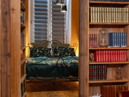 Gîte insolite en chapelle avec parking et sauna : photo 33