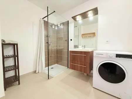 T2 avec piscine et 2 balcons au Lavandou : photo 5