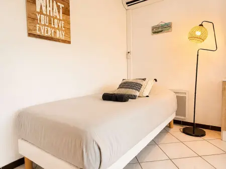 Appartement climatisé, terrasses, piscine à Bormes : photo 3