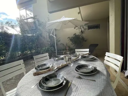 Appartement climatisé, terrasses, piscine à Bormes : photo 7