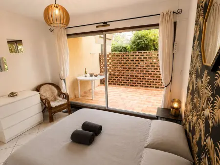 Appartement climatisé, terrasses, piscine à Bormes : photo 11