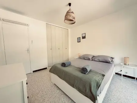Appartement 2 chambres avec parking - Bormes-les-Mimosas : photo 9