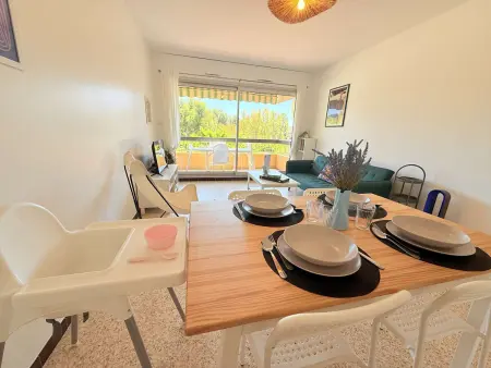 Appartement 2 chambres avec parking - Bormes-les-Mimosas : photo 17