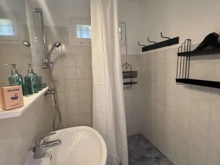 Appartement 2 chambres avec parking - Bormes-les-Mimosas : photo 19