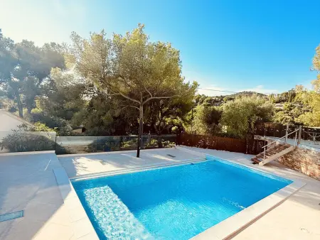 Haut de villa avec piscine et clim - 10 pers., Villa 10 personnes à Bormes les Mimosas - Photo 12